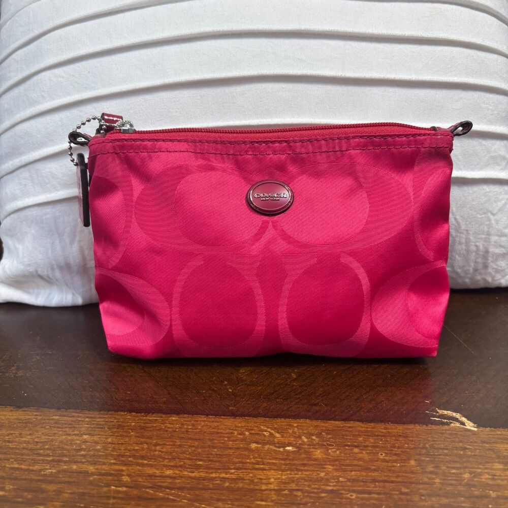 Coach Signature C Pink Nylon Cosmetic Bag Pouch Zip T… - Gem